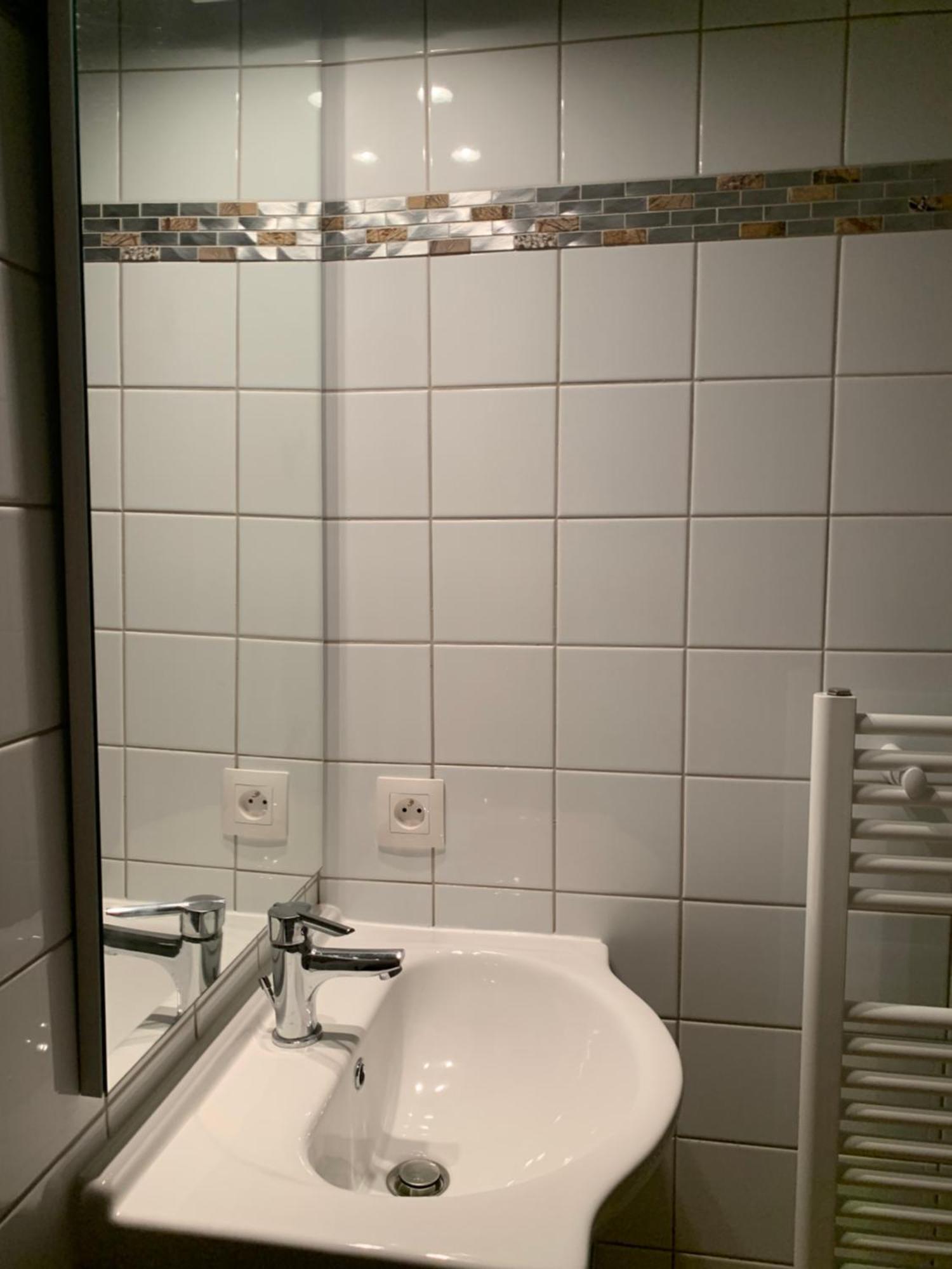 Apartament A Marie Et Gabriel L'Ile-Bouchard Zewnętrze zdjęcie